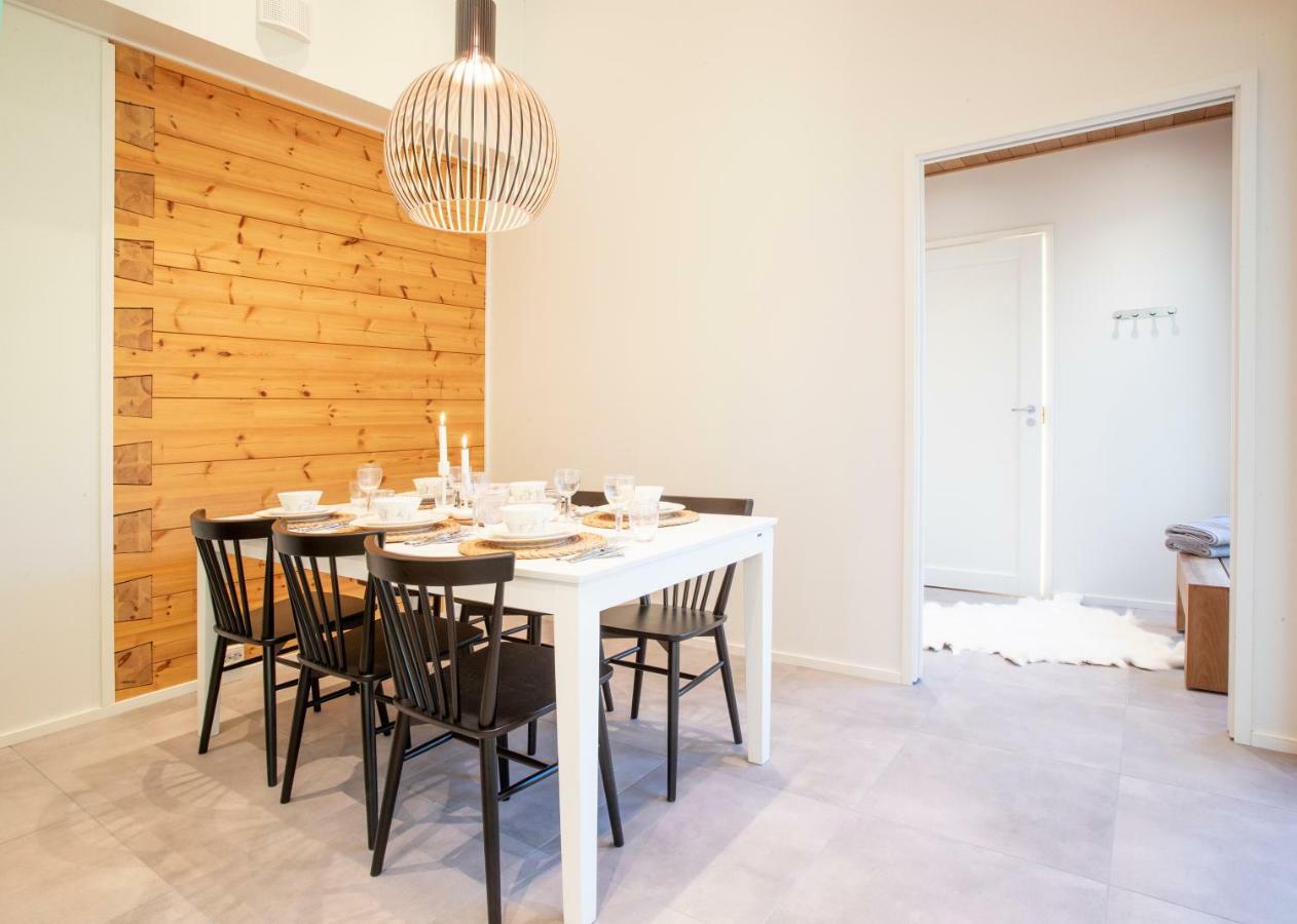 Riverside Luxury Suites Rovaniemi Exterior photo
